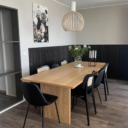 E8 - Cozy 2 Bedroom Apartment In Central Reykjavik, With View Exterior photo