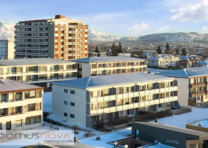 E8 - Cozy 2 Bedroom Apartment In Central Reykjavik, With View